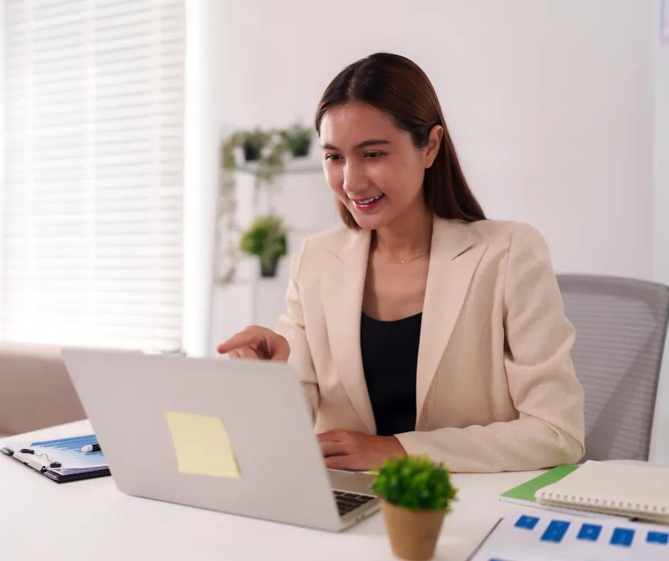 Online Study for Working Professionals: What You Need to Know