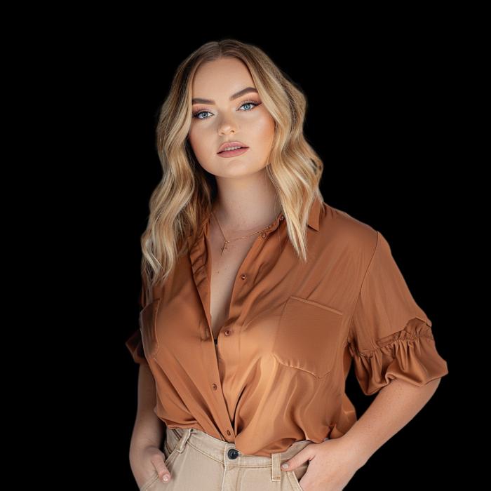 How to become a Make-Up Consultant – career guide for Australia